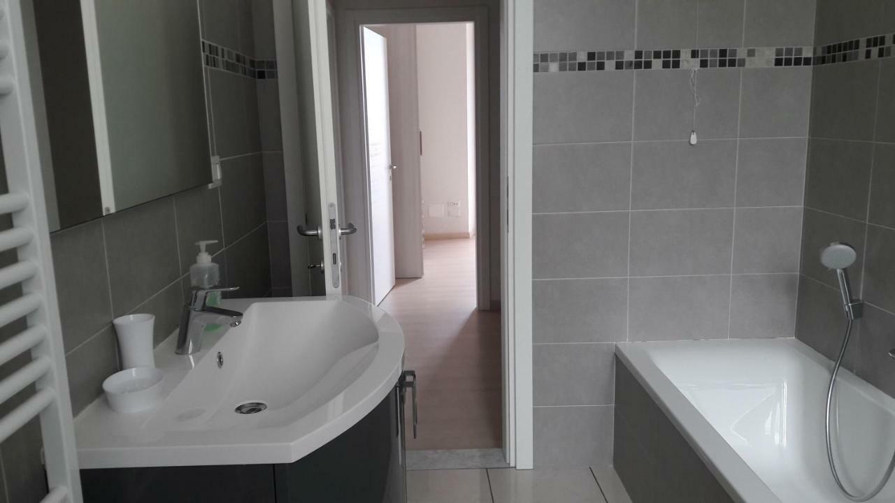 Residenza Lux Fronte Mare Διαμέρισμα Vado Ligure Εξωτερικό φωτογραφία