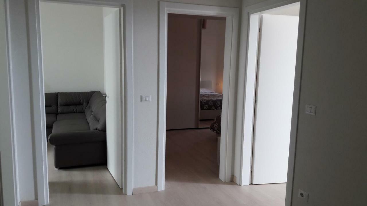 Residenza Lux Fronte Mare Διαμέρισμα Vado Ligure Εξωτερικό φωτογραφία
