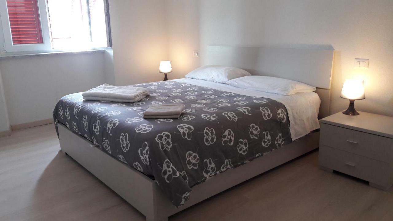 Residenza Lux Fronte Mare Διαμέρισμα Vado Ligure Εξωτερικό φωτογραφία